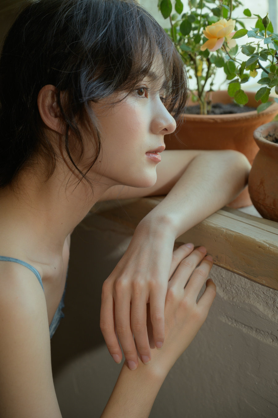 [YITUYU]艺图语 2025.04.22 静谧的光 小雨天气 [23P-242MB]