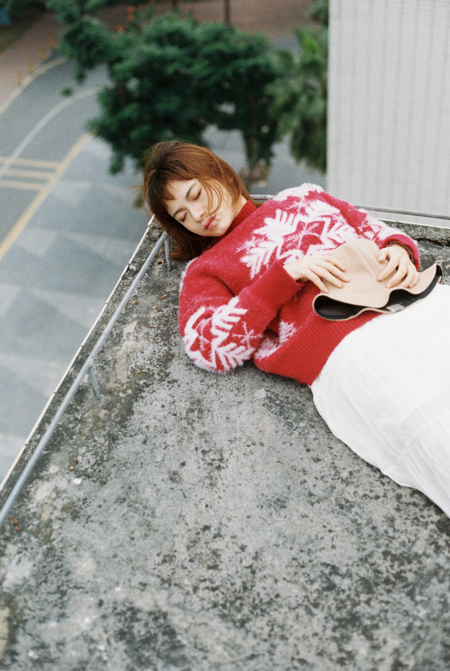 [YITUYU]艺图语 2025.04.29 天台的时光 想想 [16P-30MB]