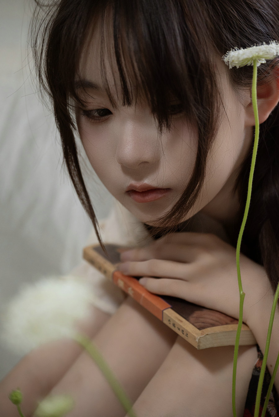 [YITUYU]艺图语 2025.04.30 窗外的春 741 [13P-155MB]