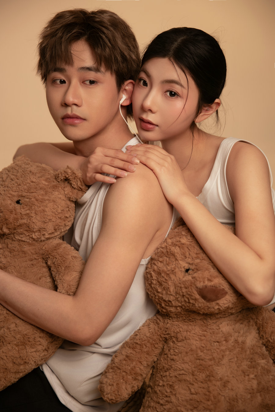 [YITUYU]艺图语 2025.05.03 禁欲胶片 晴天+卡卡 [16P-167MB]