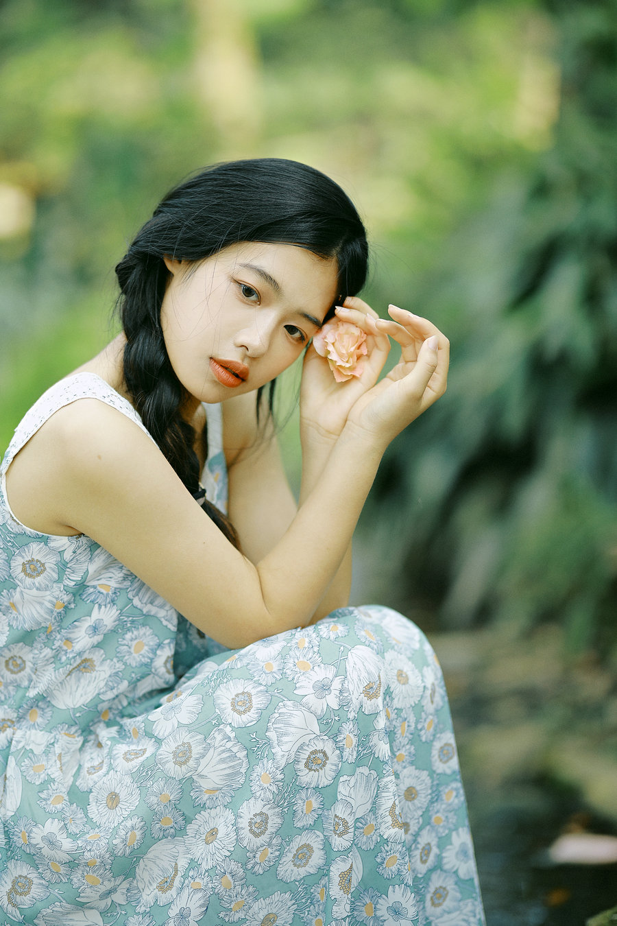 [YITUYU]艺图语 2025.05.08 悠长夏日 龙星儿 [28P-197MB]