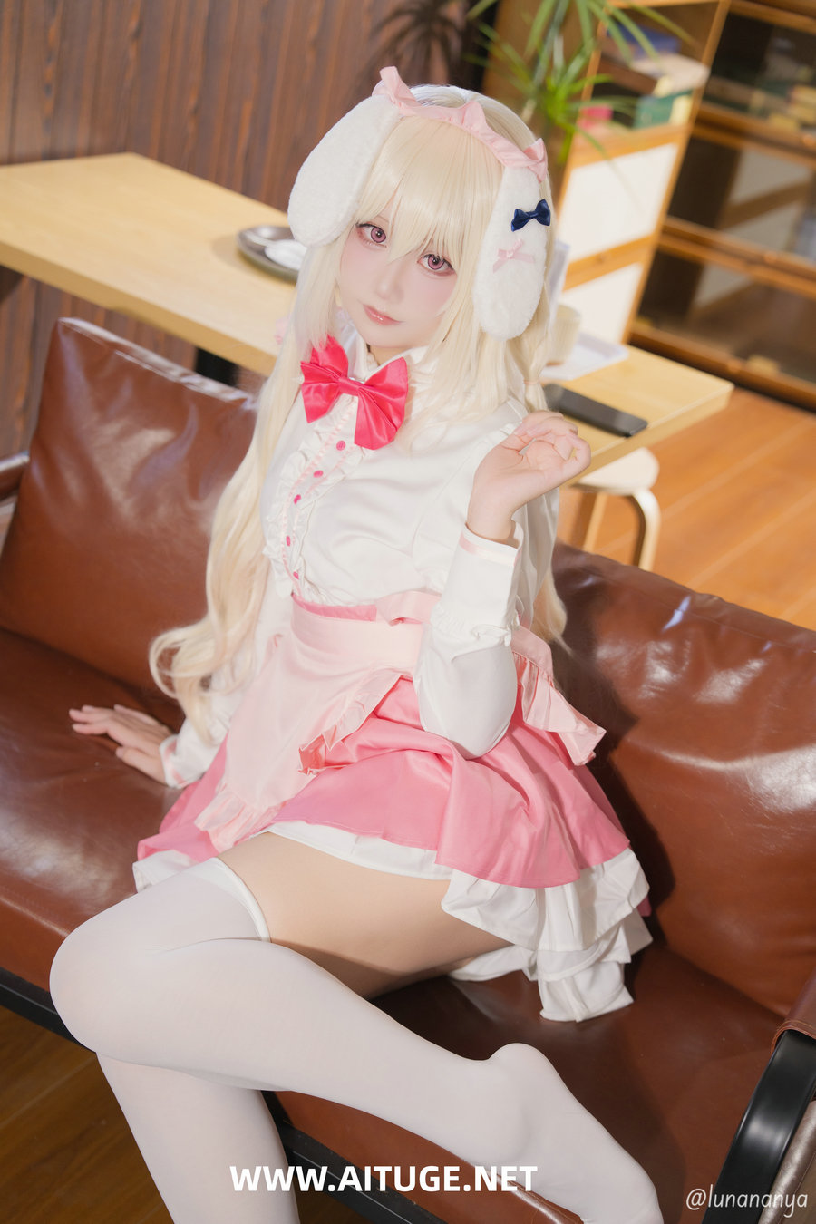 lunananya - 巧克甜恋 御园莓华 [22P-116MB]