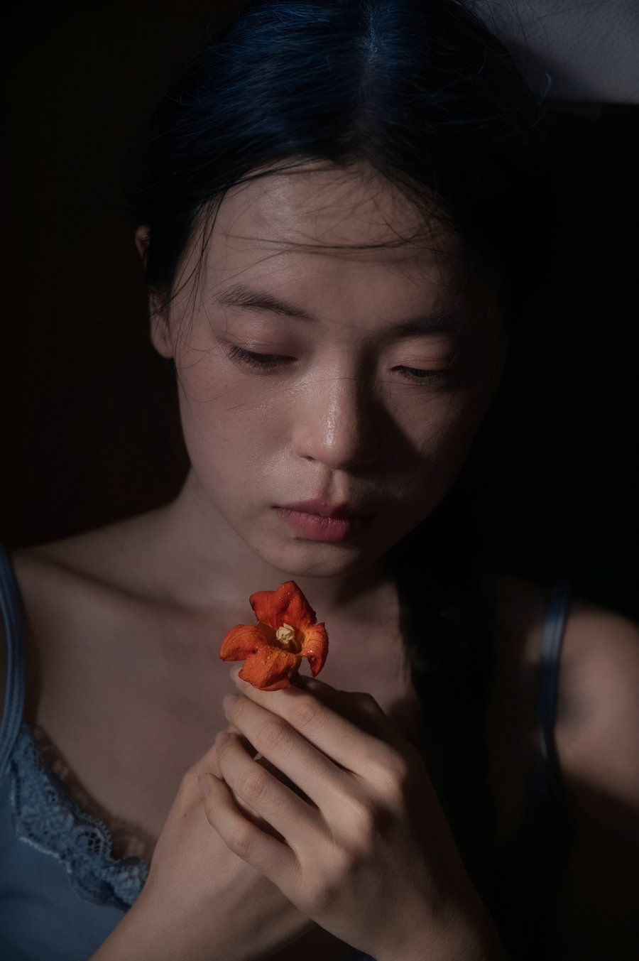 [YITUYU]艺图语 2025.05.17 凌霄花 蔡景梵 [13P-100MB]