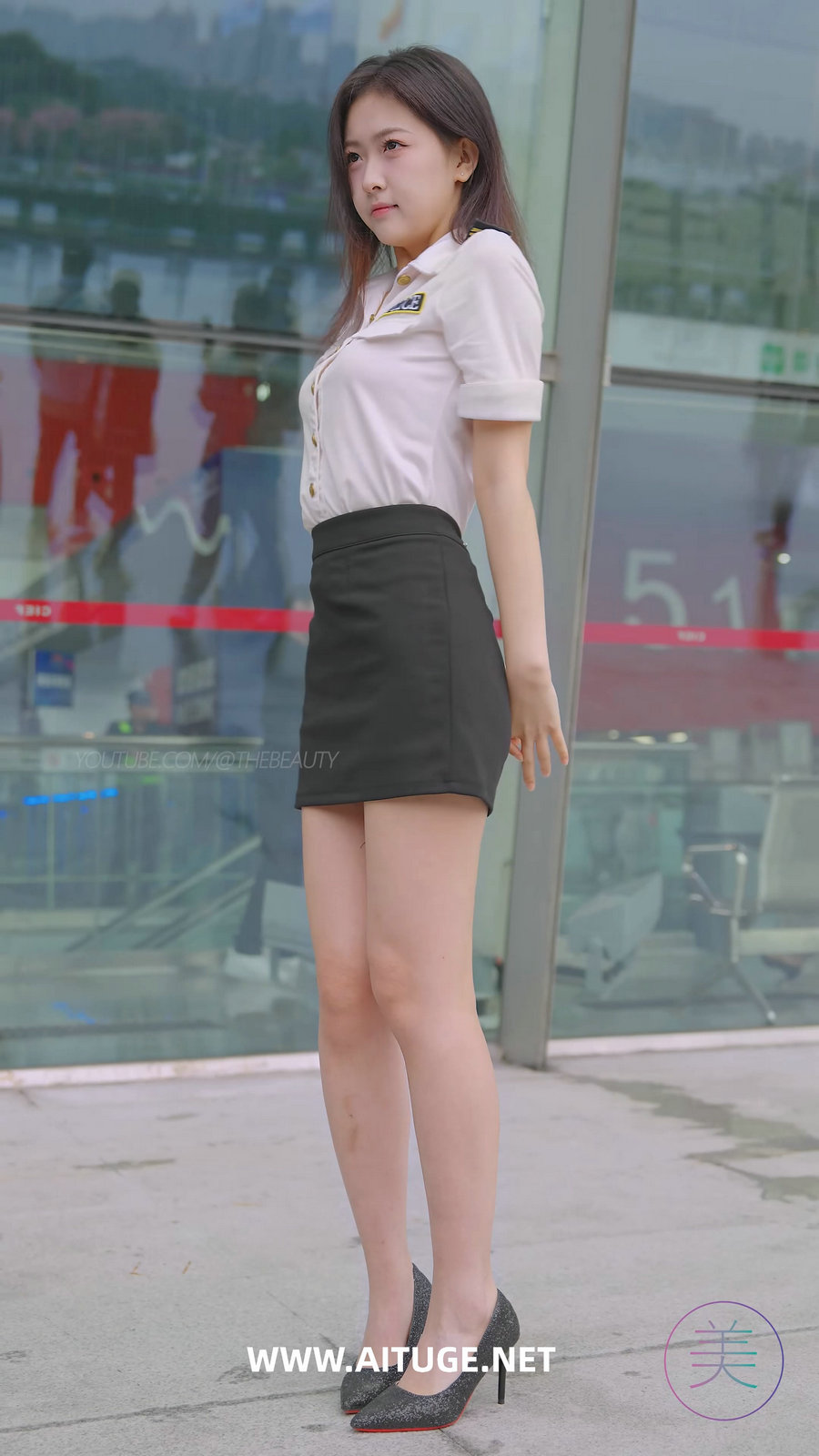 2024 广州车展 网红美女车模 beautyleg LOOKBOOK 90 [303MB]