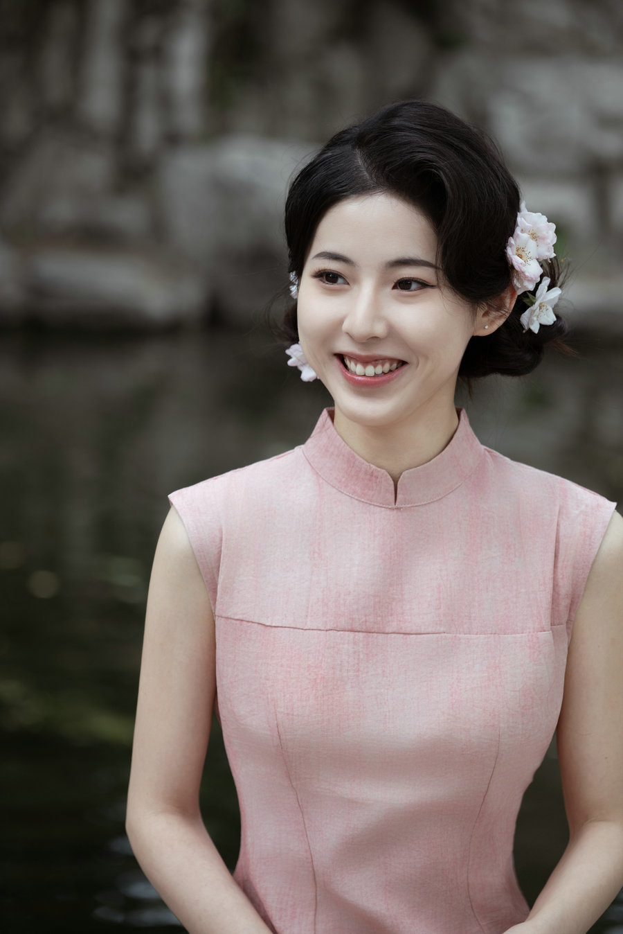 [YITUYU]艺图语 2025.05.23 初夏 1xx [24P-198MB]