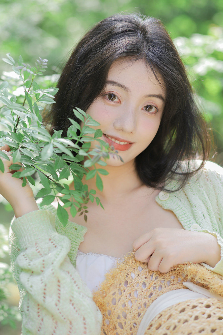 [YITUYU]艺图语 2025.06.01 阳光女孩 超酷小王子 [25P-262MB]