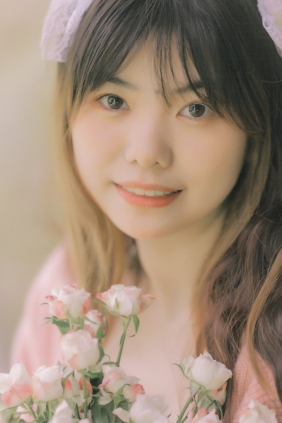 [YITUYU]艺图语 2025.05.20 你像花儿一样美 华夫甜筒 [16P-178MB]