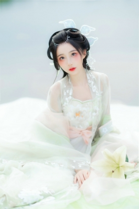 [YITUYU]艺图语 2025.05.18 绿梅 绮罗生的小苏苏 [29P-138MB]