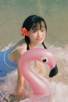 [YITUYU]艺图语 2025.05.11 一起去海边游泳吧 十月 [19P-176MB]