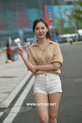 精选街拍视频 No.9432 甜美白色短裤 [180P-2.94GB]