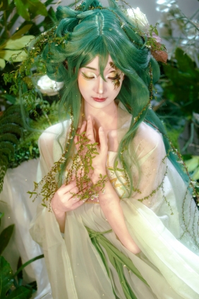 [YITUYU]艺图语 2025.06.04 春神 荔小柴 [13P-185MB]