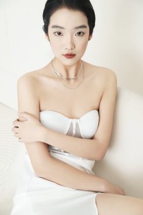 [YITUYU]艺图语 2025.05.07 白色巨塔 常惠 [22P-219MB]