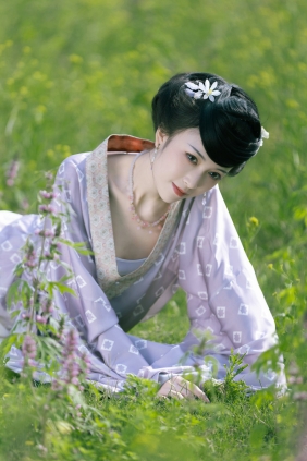 [YITUYU]艺图语 2025.06.04 芳草 榴莲牛奶 [26P-268MB]