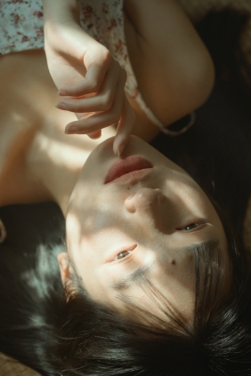 [YITUYU]艺图语 2025.05.10 我独自一人 却很自在 山野小果 [23P-217MB]