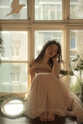 [YITUYU]艺图语 2025.04.24 枕花而眠 姚-胖胖 [24P-257MB]