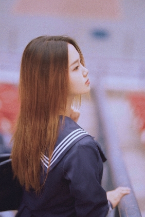 [YITUYU]艺图语 2025.05.15 运动场的Jk少女 林琳琳 [18P-200MB]